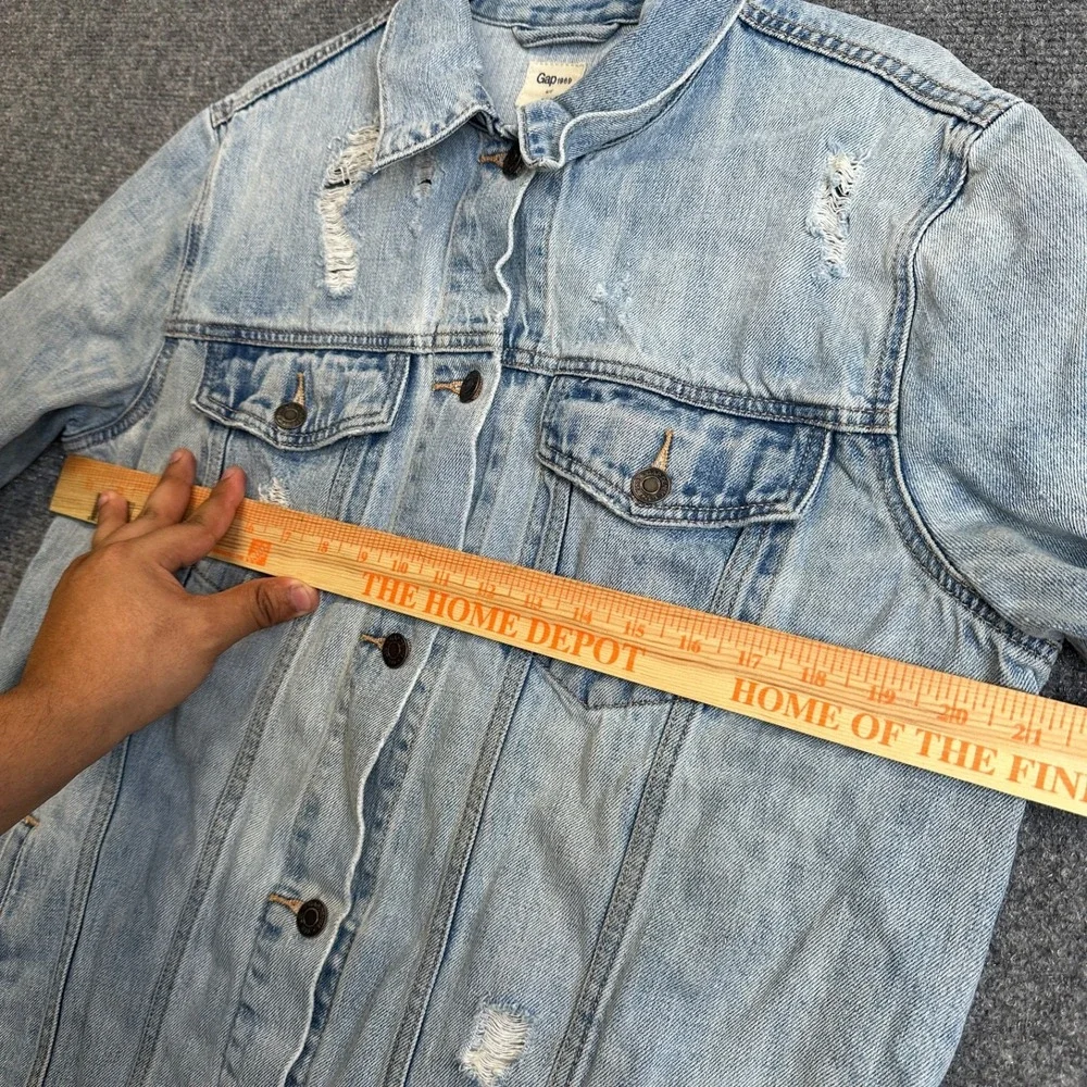 Gap 1969 Denim Trucker Jacket Mens L Tall Light Wash Distressed Ripped Button Up